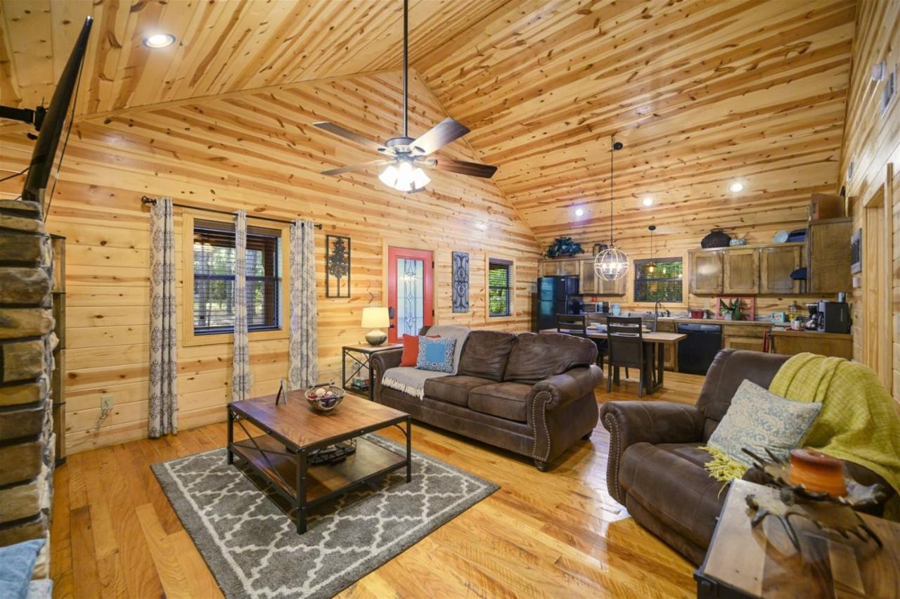 Shear Pleasure Broken Bow Exterior foto