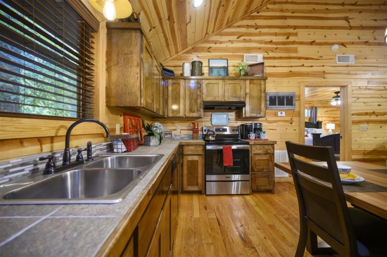 Shear Pleasure Broken Bow Exterior foto