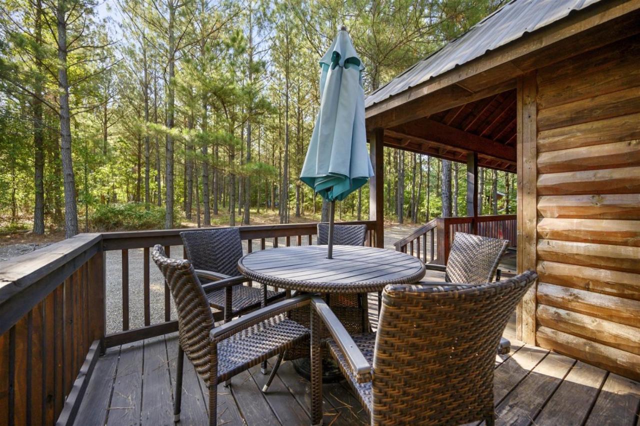 Shear Pleasure Broken Bow Exterior foto